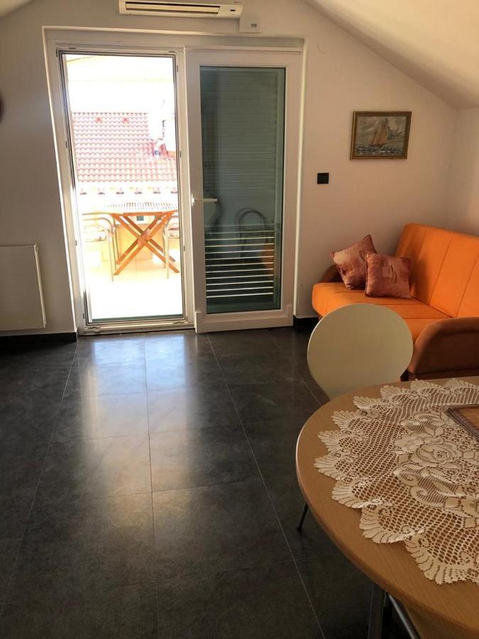 Apartments Villa Lili Lovetovo Vodice Eksteriør billede