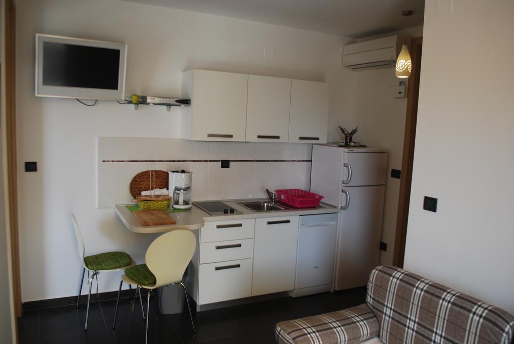 Apartments Villa Lili Lovetovo Vodice Eksteriør billede