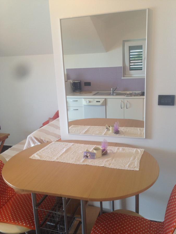 Apartments Villa Lili Lovetovo Vodice Eksteriør billede