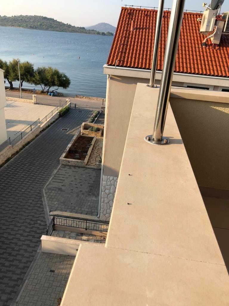 Apartments Villa Lili Lovetovo Vodice Eksteriør billede